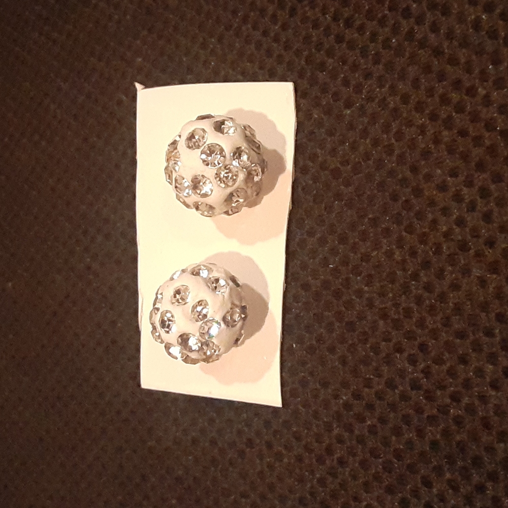 Must bundle. white earrings with rhinestones.